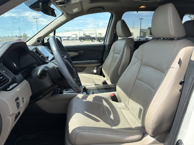 Used 2019 Honda Pilot Elite image 5