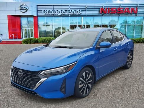 New 2025 Nissan Sentra SV w/ SV Premium Package image 4