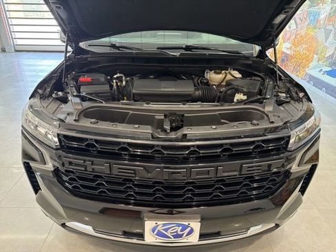 Used 2023 Chevrolet Suburban Premier AWD/4WD image 58