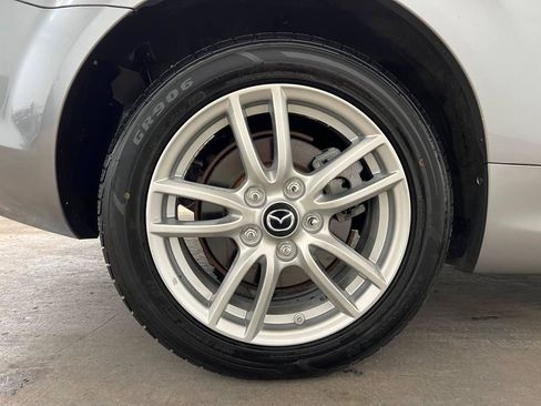 Used 2014 MAZDA MX-5 Miata Sport RWD image 29