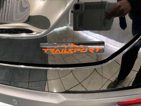 Used 2025 Honda Pilot TrailSport image 30