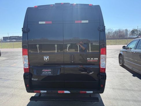 Used 2021 RAM ProMaster 3500 w/ Premium Appearance Group image 6