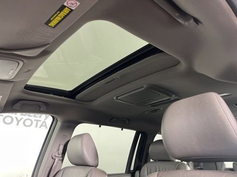 Used 2010 Honda Odyssey EX-L image 5