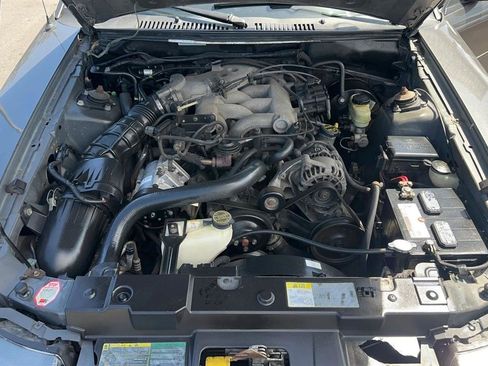 Used 2004 Ford Mustang Coupe image 28