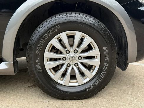 Used 2019 Nissan Armada SV w/ Driver Package AWD/4WD image 13