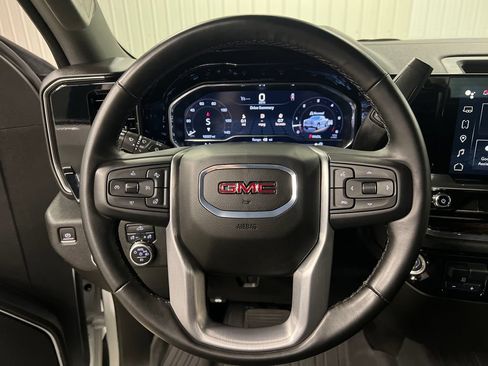 Certified 2024 GMC Sierra 1500 Elevation w/ LPO, Elevation Black Package AWD/4WD image 20