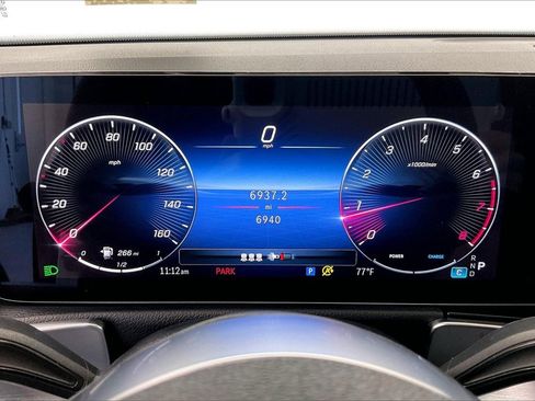 Used 2025 Mercedes-Benz GLB 250 4MATIC image 24