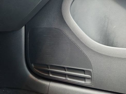 Used 2012 Volkswagen Jetta GLI image 28