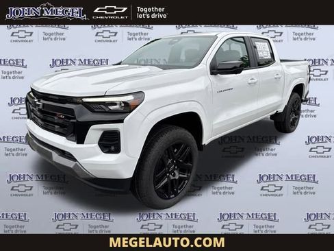 New 2025 Chevrolet Colorado Z71 w/ Technology Package AWD/4WD image 1