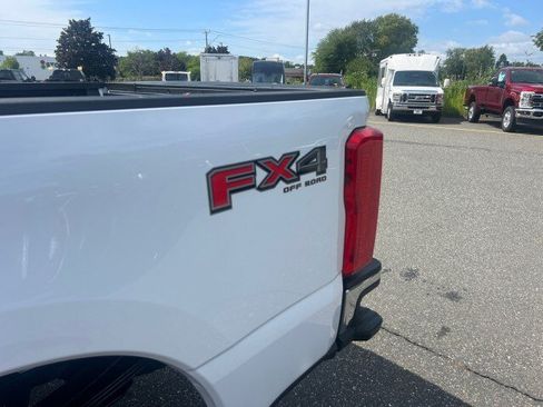 New 2026 Ford F350 XLT w/ FX4 Off-Road Package AWD/4WD image 19