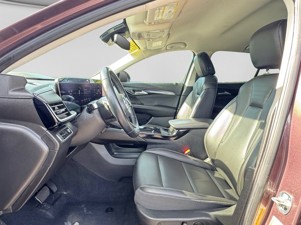 Used 2024 Buick Envision Preferred AWD/4WD image 18