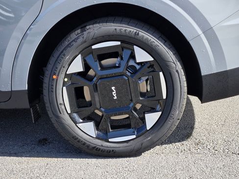 New 2026 Kia Carnival EX image 10