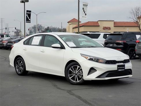 Certified 2023 Kia Forte LXS image 2