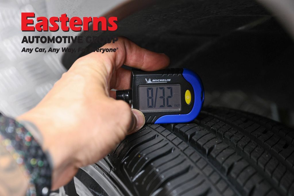 Used 2021 Jeep Renegade Latitude AWD/4WD image 30