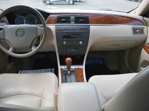 Used 2005 Buick LaCrosse CXL FWD image 14
