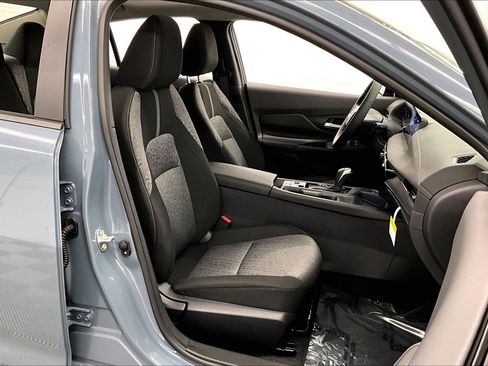 New 2026 Nissan Sentra SV w/ SV Convenience Package FWD image 70