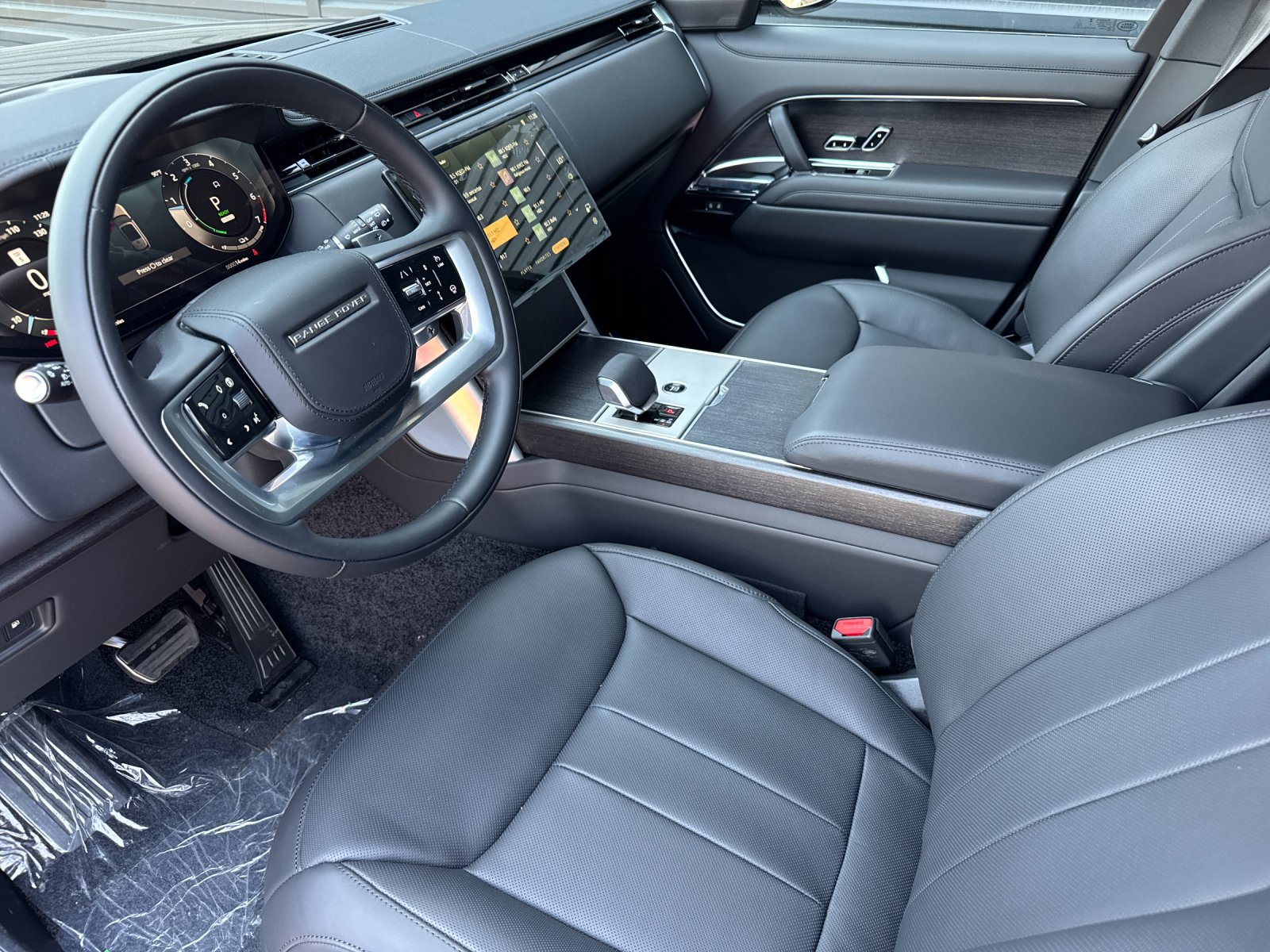 New 2026 Land Rover Range Rover SE AWD/4WD image 10