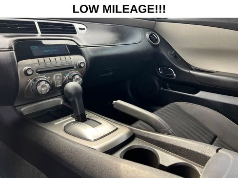 Used 2015 Chevrolet Camaro LS RWD image 39