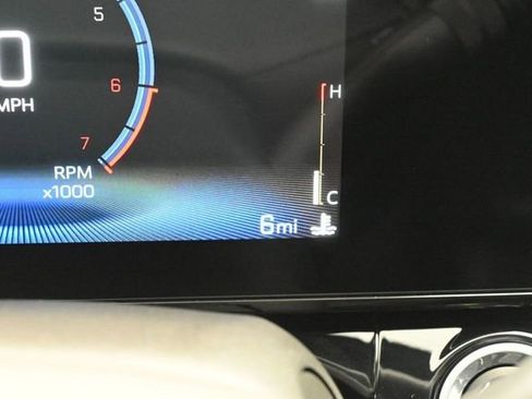 New 2026 Chevrolet Trax RS w/ Driver Confidence Package FWD image 22