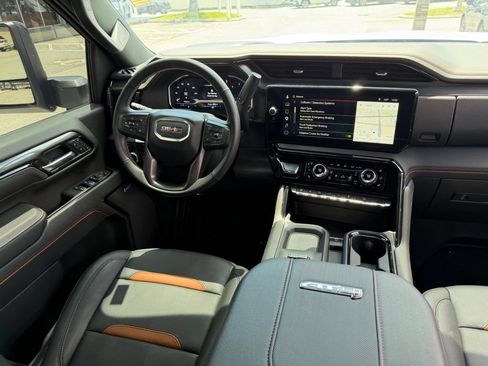 Used 2025 GMC Sierra 3500 AT4 w/ AT4 Premium Plus Package AWD/4WD image 20