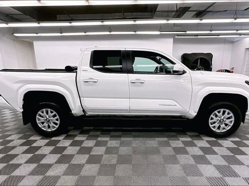 Used 2024 Toyota Tacoma SR5 image 14