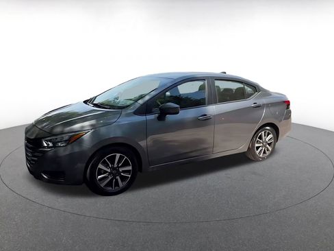 Used 2025 Nissan Versa SV FWD image 8