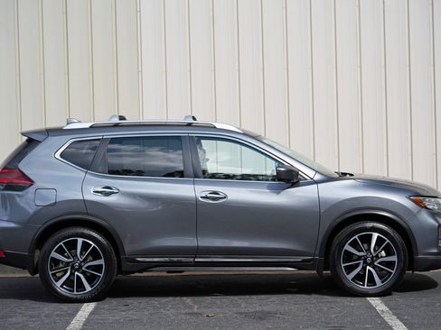 Used 2018 Nissan Rogue SL w/ Premium Package FWD image 52