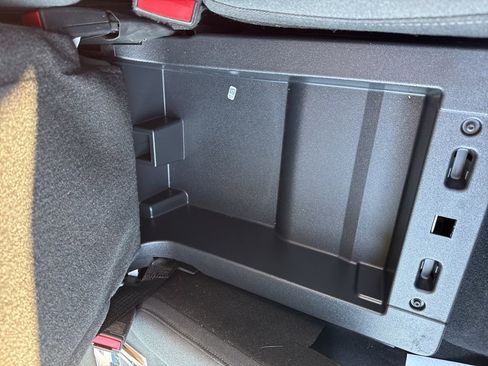 Used 2024 Ford F150 XLT image 21