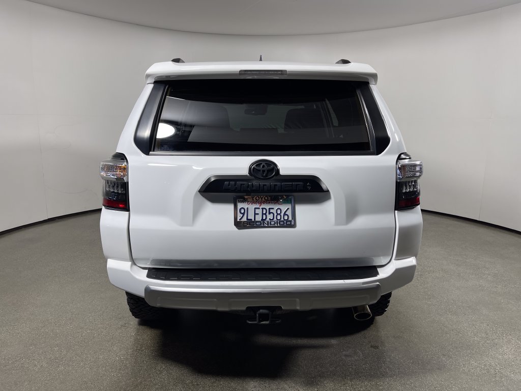 Used 2024 Toyota 4Runner TRD Off-Road Premium w/ Off Road Premium Plus Package AWD/4WD image 4