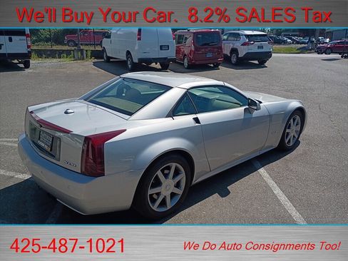 Used 2005 Cadillac XLR RWD image 14