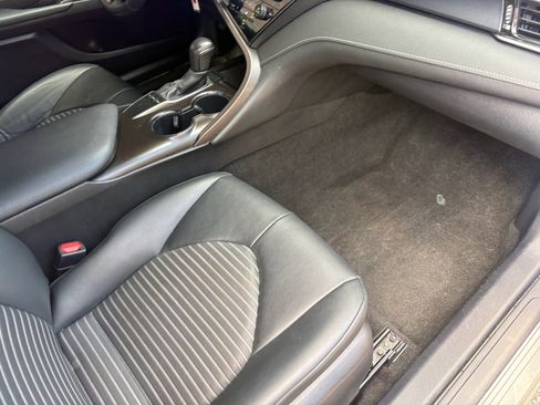 Used 2024 Toyota Camry SE FWD image 22
