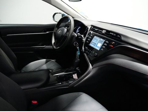 Used 2019 Toyota Camry LE image 22