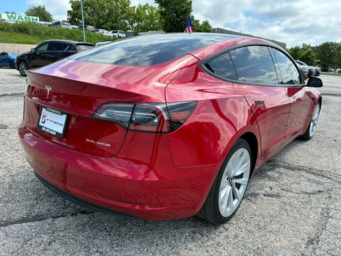 Used 2022 Tesla Model 3 Long Range AWD/4WD image 3