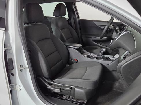 Used 2023 Chevrolet Malibu LT FWD image 32