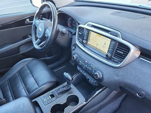 Used 2018 Kia Sorento SX AWD/4WD image 22