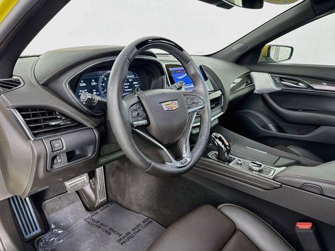 Used 2024 Cadillac CT5 V w/ Super Cruise 1 Package RWD image 16