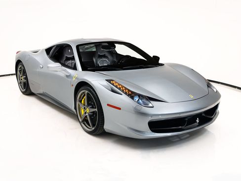 Certified 2014 Ferrari 458 Italia Coupe RWD image 1