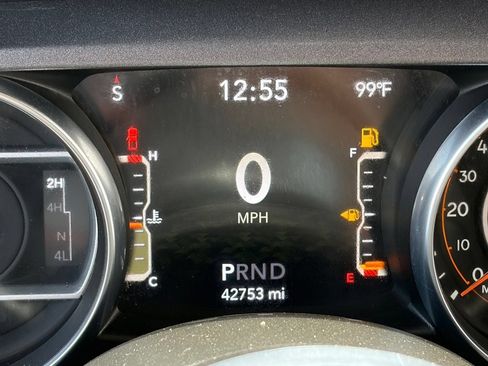 Used 2023 Jeep Gladiator Mojave w/ Trailer Tow Package AWD/4WD image 12