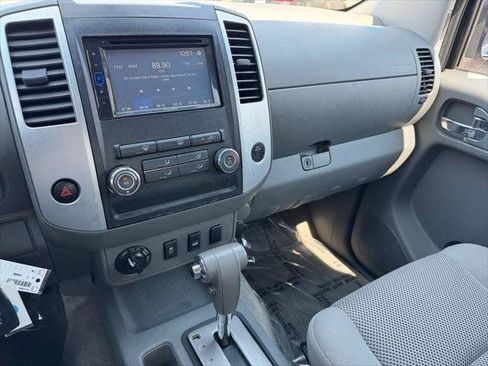 Used 2012 Nissan Frontier SV AWD/4WD image 58