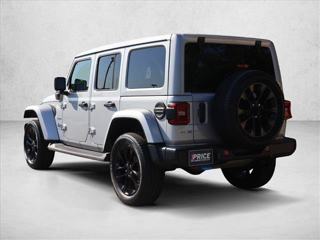 Used 2023 Jeep Wrangler Unlimited Sahara w/ Cold Weather Group AWD/4WD image 7