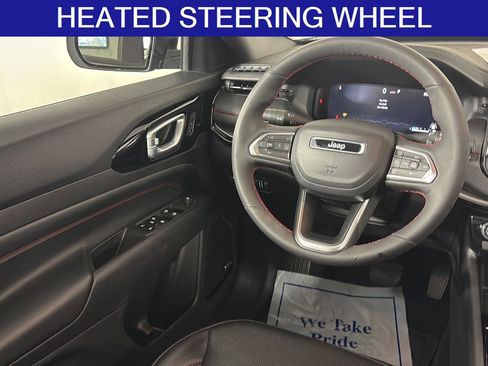 Used 2023 Jeep Compass Trailhawk w/ Trailhawk Elite Group image 18