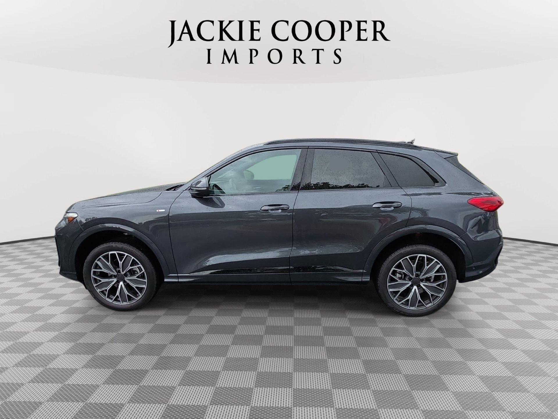 Used 2026 Audi Q5 Premium Plus AWD/4WD image 8