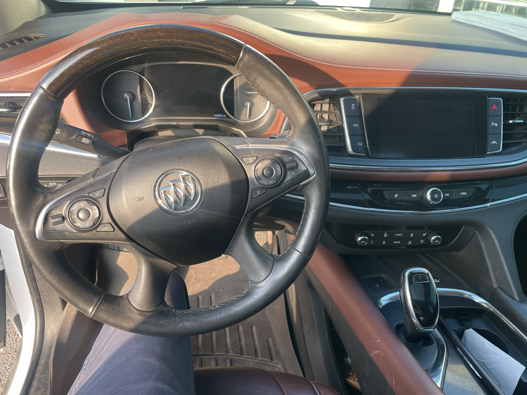 Used 2018 Buick Enclave Avenir w/ Avenir Technology Package AWD/4WD image 9