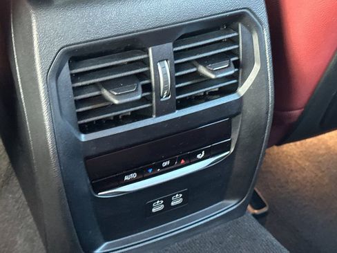 Used 2023 BMW i4 eDrive35 image 13