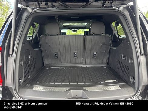 New 2026 GMC Yukon XL AT4 w/ AT4 Premium Plus Package AWD/4WD image 29