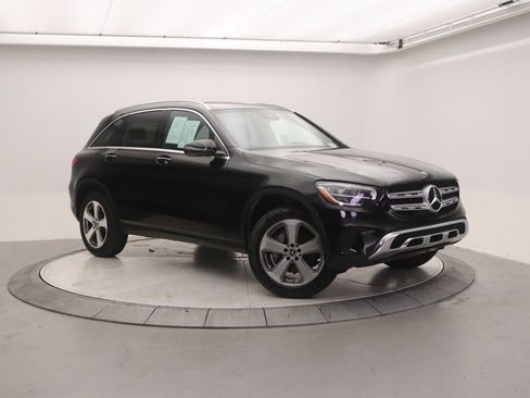 Certified 2022 Mercedes-Benz GLC 300 GLC 300 image 34