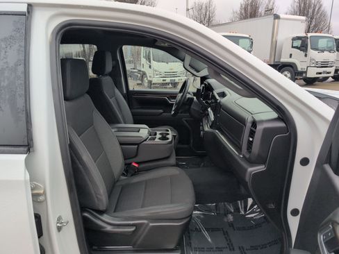 Used 2025 Chevrolet Silverado 1500 LT w/ Work Truck Package image 30