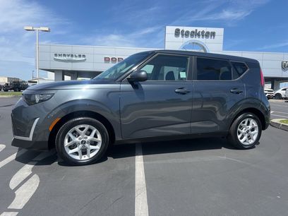 Used 2024 Kia Soul LX w/ Option Group 015
