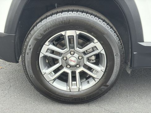 Used 2025 GMC Terrain Elevation FWD image 12