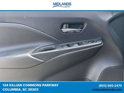 Used 2025 Nissan Versa SV FWD image 15